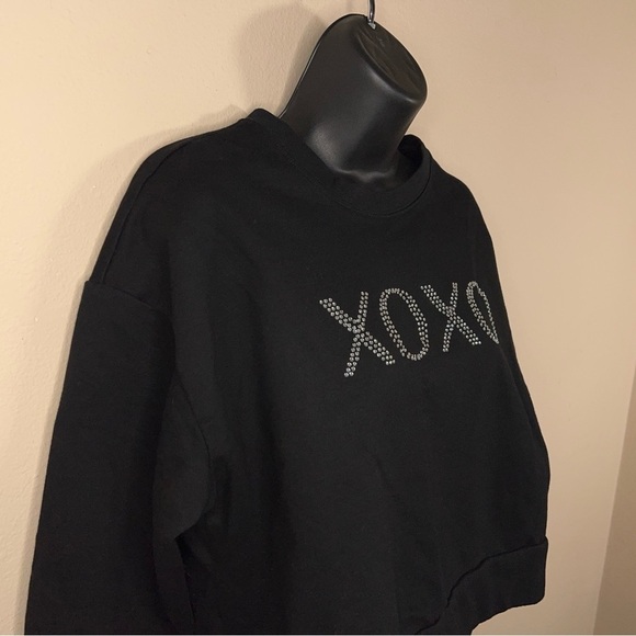 MEDIUM BLACK CROPPED STUDDED SWEATSHIRT LONG SLEEVE COMFORTABLE - Picture 7 of 9